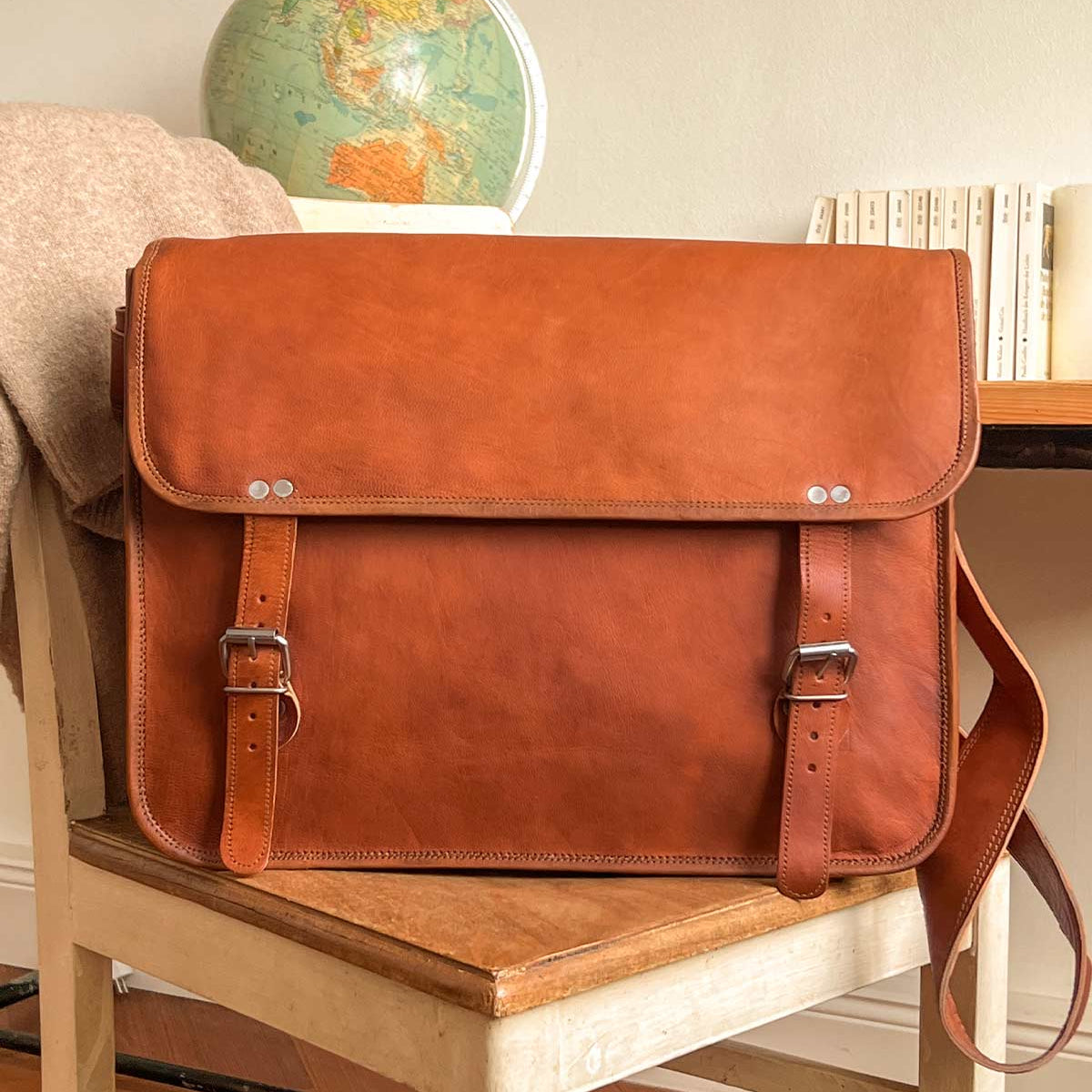 Umhängetasche John 17